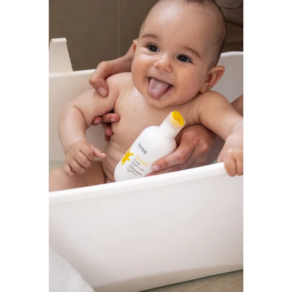 Babé Óleo de Banho Pediátrico 200ml - Farmácia Rodrigues Rocha